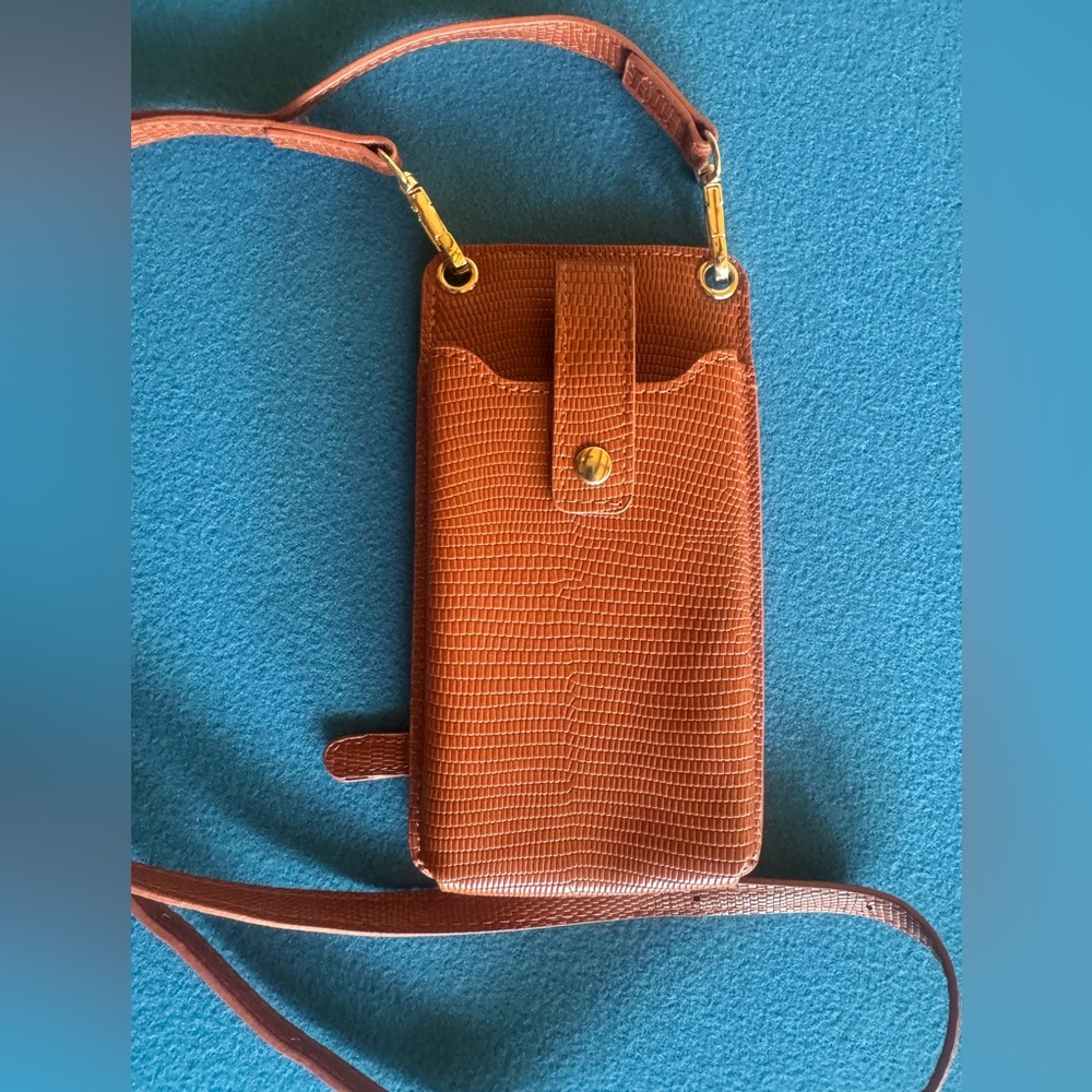 Crossbody Phone Wallet EUC